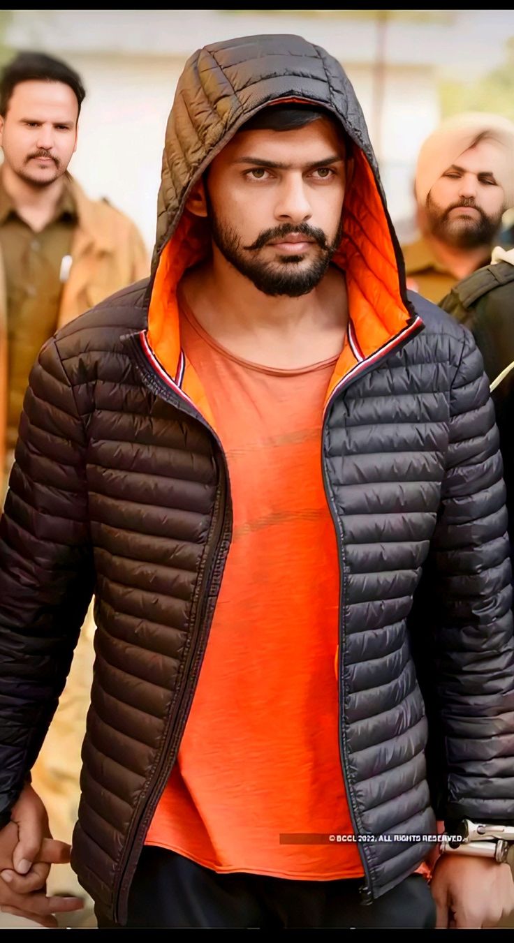 बचपन में अवॉर्ड,जवानी में बंदूक,भयभीत देश के गद्दार,बिश्नोई समाज के लिए गौरव की है बात !