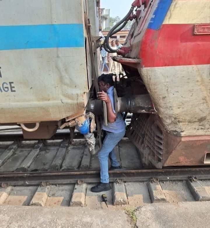 सावधान हिन्दू सावधान ! हर अवसर जिहाद है ?