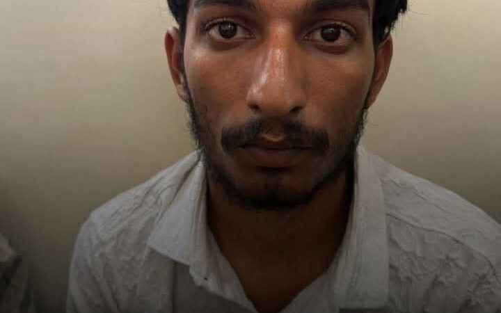 आंटीयो,मत बर्बाद करो,किसी परिवार को,अपनी परी का कलियुगी चरित्र छिपाकर?