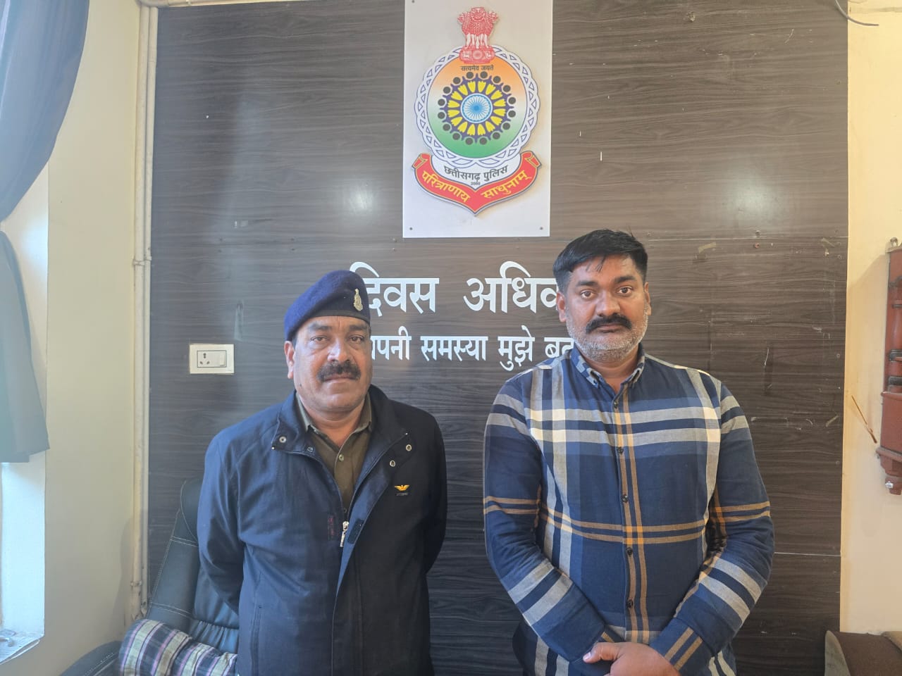 खुद को हिंदुओं का हितैषी बताकर, दूसरों को धमकाने वाला राजीव शर्मा रेप के आरोप में गिरफ्तार !